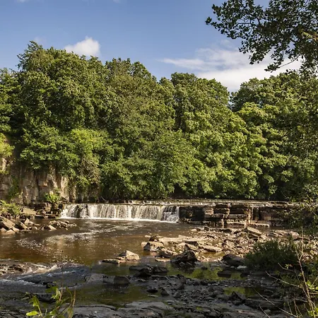 Middle Row בית נופש *