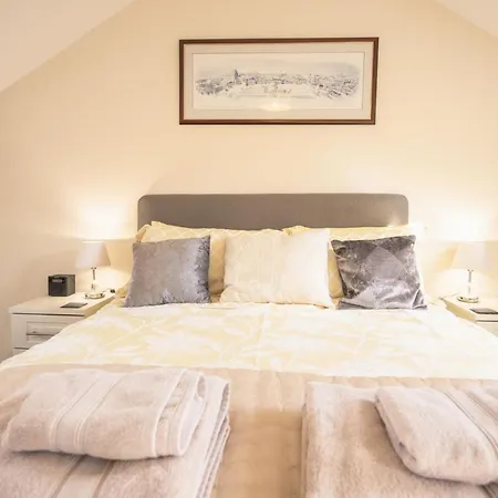 Middle Row 度假居 *